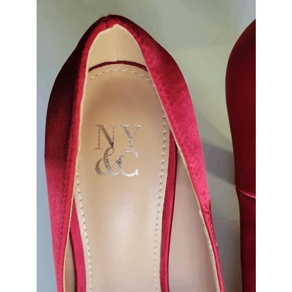 🌹 NEW YORK AND COMPANY Ilyana Red Rose Satin Pumps Heels SIZE 6 NEW IN BOX - Picture 14 of 16
